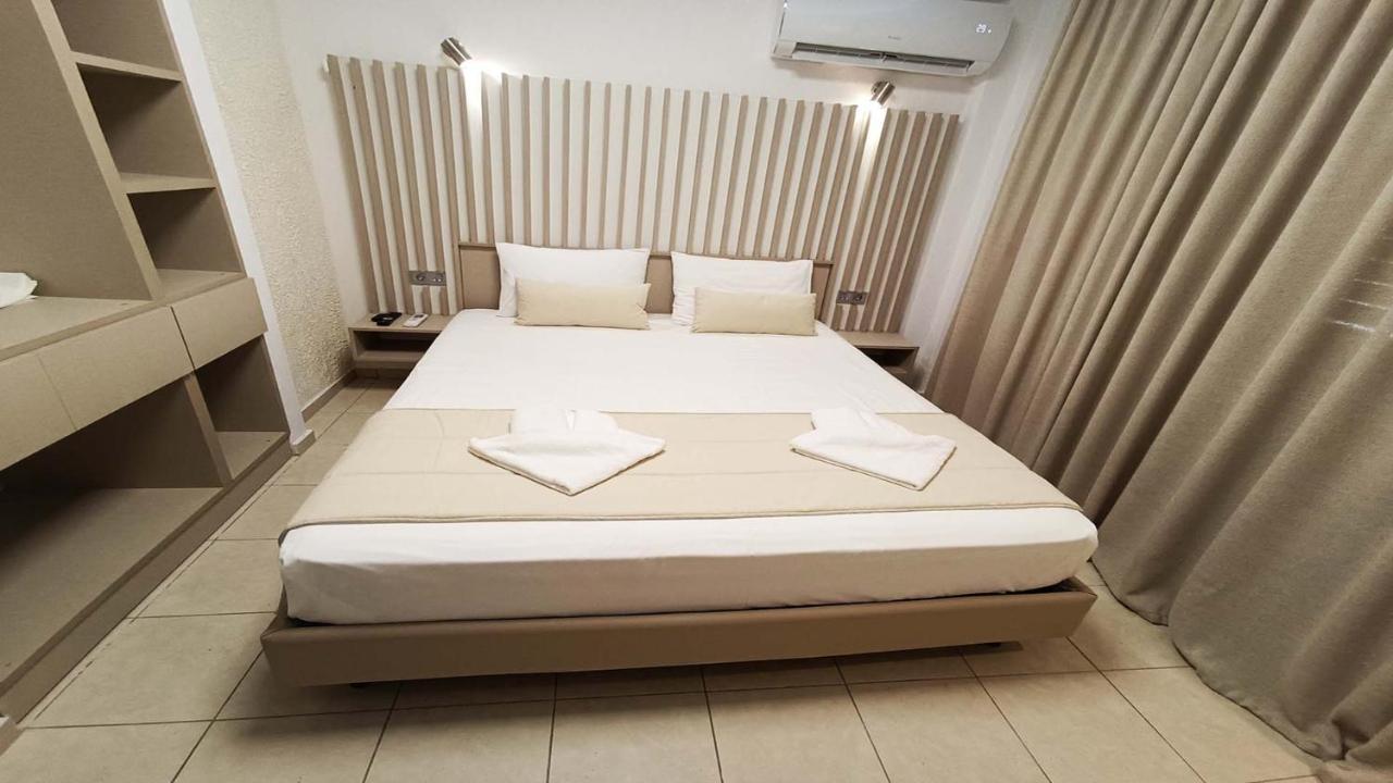 Anastasia Luxury Suites By Xenius Zeus In Nea Flogita Buitenkant foto