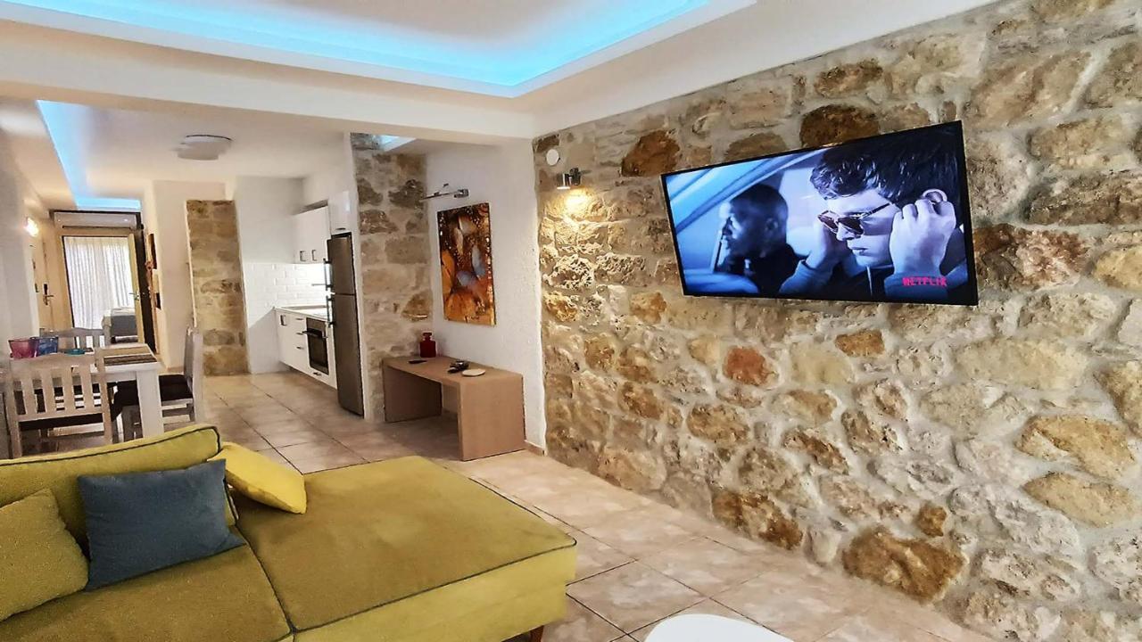 Anastasia Luxury Suites By Xenius Zeus In Nea Flogita Buitenkant foto